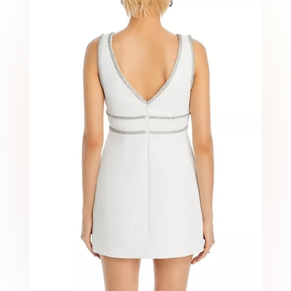 Self-Portrait
Embellished Mini Dress - Picture 4 of 16